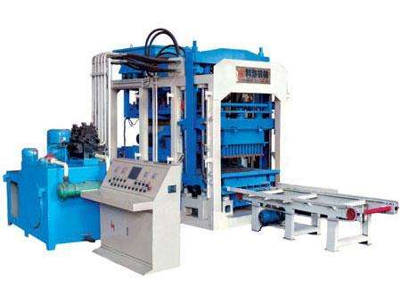 Maquina de ladrillos aac